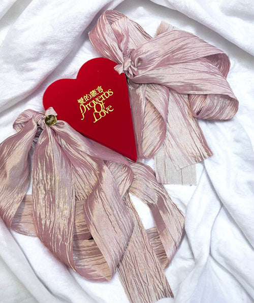 PROVERBS OF LOVE 24AW / HEART BOOK WITH GOLD SWAN BOOKMARK