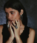 THE MIRAGE OF ABYSS 24SS / FISH BONE EARRINGS