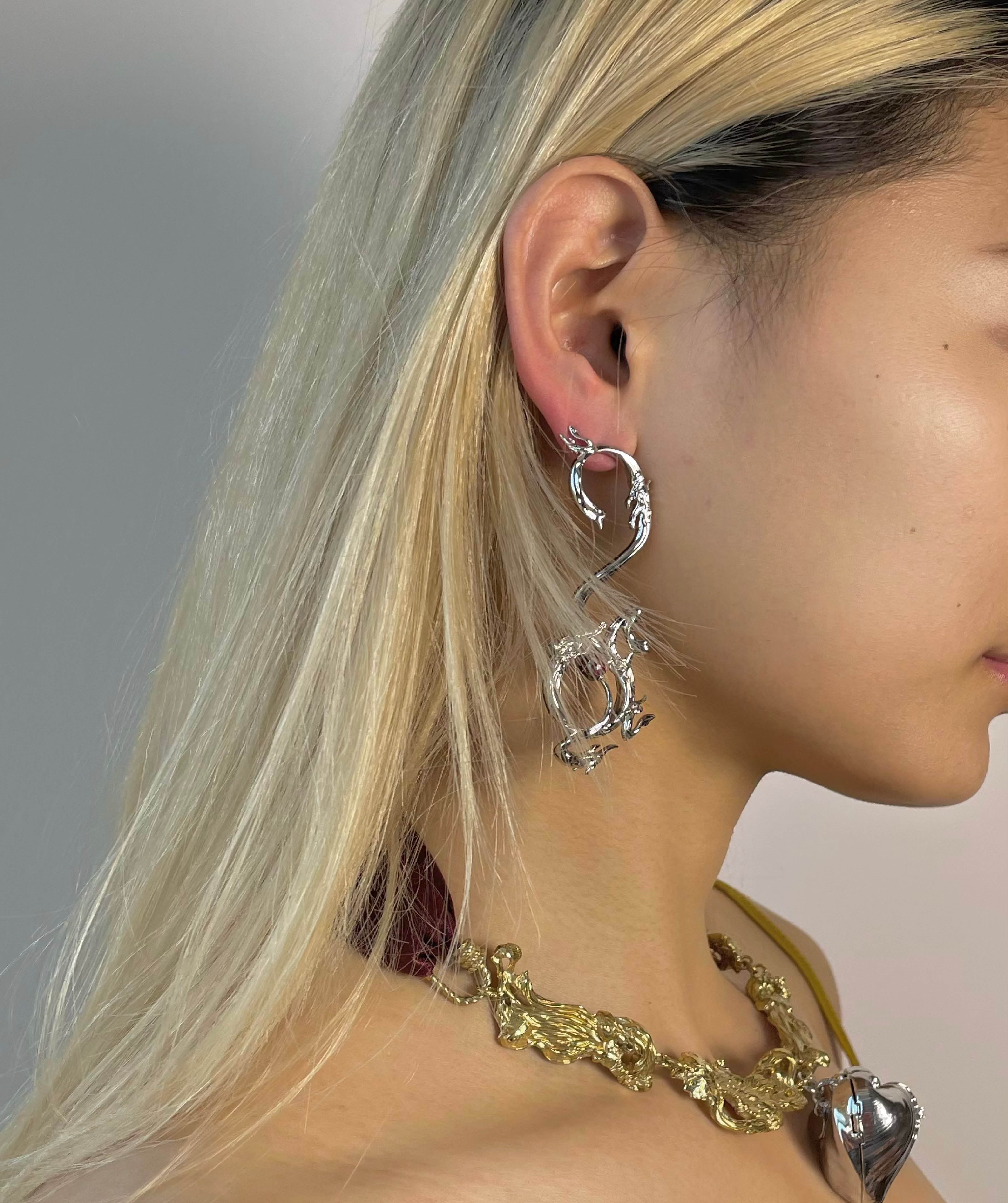 SPRING SPECIAL 2024/ FROLICKING DRAGON BEADS LONG EARRINGS