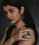 THE MIRAGE OF ABYSS 24SS / FISH BONE EARRINGS