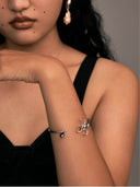 HUNTER 23SS / CRESCENT SWORD BRACELET WITH BLOODY DROP