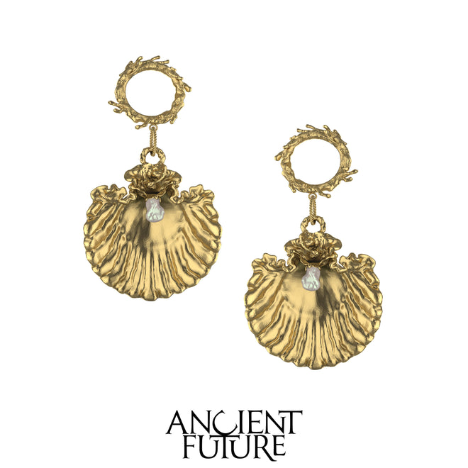 AQUINKA 22AW / SHELL EARRINGS