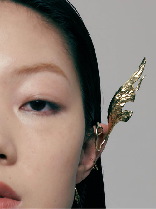 AQUINKA 22AW BETTA FISH EAR CUFFS – AncientFutureOfficial